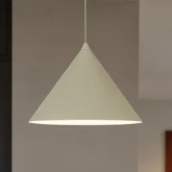 Lampade A Sospensione-Selezionato da Mazzolaluce Lampada a sospensione cono 26 cm verde in metallo per cucina