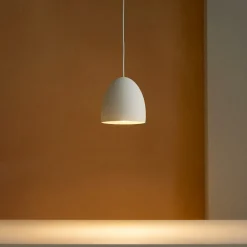 Lampade A Sospensione-Selezionato da Mazzolaluce Lampada a sospensione cupola gesso bianco