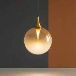 Lampade A Sospensione-Selezionato da Mazzolaluce Lampada a sospensione design sfera in vetro led 3000k