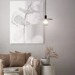 Lampade A Sospensione-Selezionato da Mazzolaluce Lampada a sospensione hos disco di cemento beige con sfera in vetro
