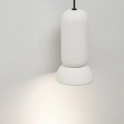Lampade A Sospensione-Selezionato da Mazzolaluce Lampada a sospensione in ceramica bianco opaco moderna per comodini