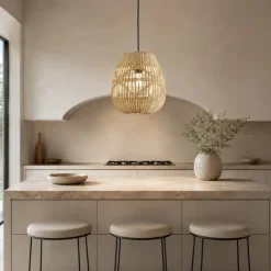Lampade A Sospensione-Selezionato da Mazzolaluce Lampada a sospensione in rattan naturale per cucina