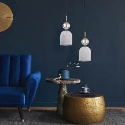 Lampade A Sospensione-Selezionato da Mazzolaluce lampada a sospensione in vetro bianco sfera ambra stile contemporaneo
