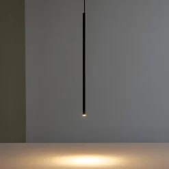 Lampade A Sospensione-Selezionato da Mazzolaluce Lampada a sospensione nera cilindro lungo 100 cm