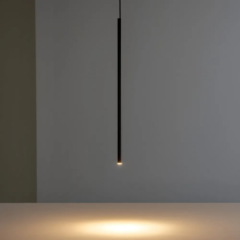 Lampade A Sospensione-Selezionato da Mazzolaluce Lampada a sospensione nera cilindro lungo 100 cm