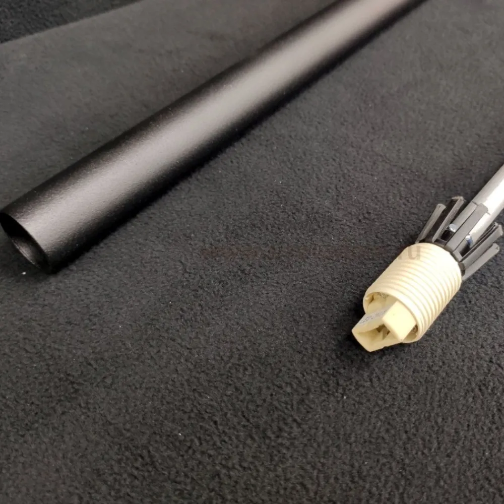 Lampade A Sospensione-Selezionato da Mazzolaluce Lampada a sospensione nera cilindro lungo 100 cm