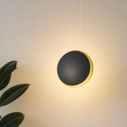 Lampade A Sospensione-Selezionato da Mazzolaluce Lampada a sospensione orientabile led 7w 3000k nero e oro