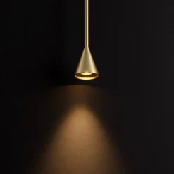 Lampade A Sospensione-Selezionato da Mazzolaluce Lampada a sospensione oro led design mini cono moderna