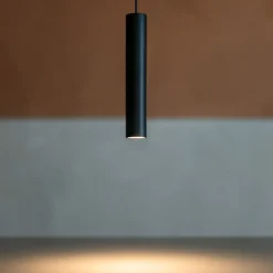 Lampade A Sospensione-Selezionato da Mazzolaluce Lampada a sospensione per bancone isola moderna cilindro nero