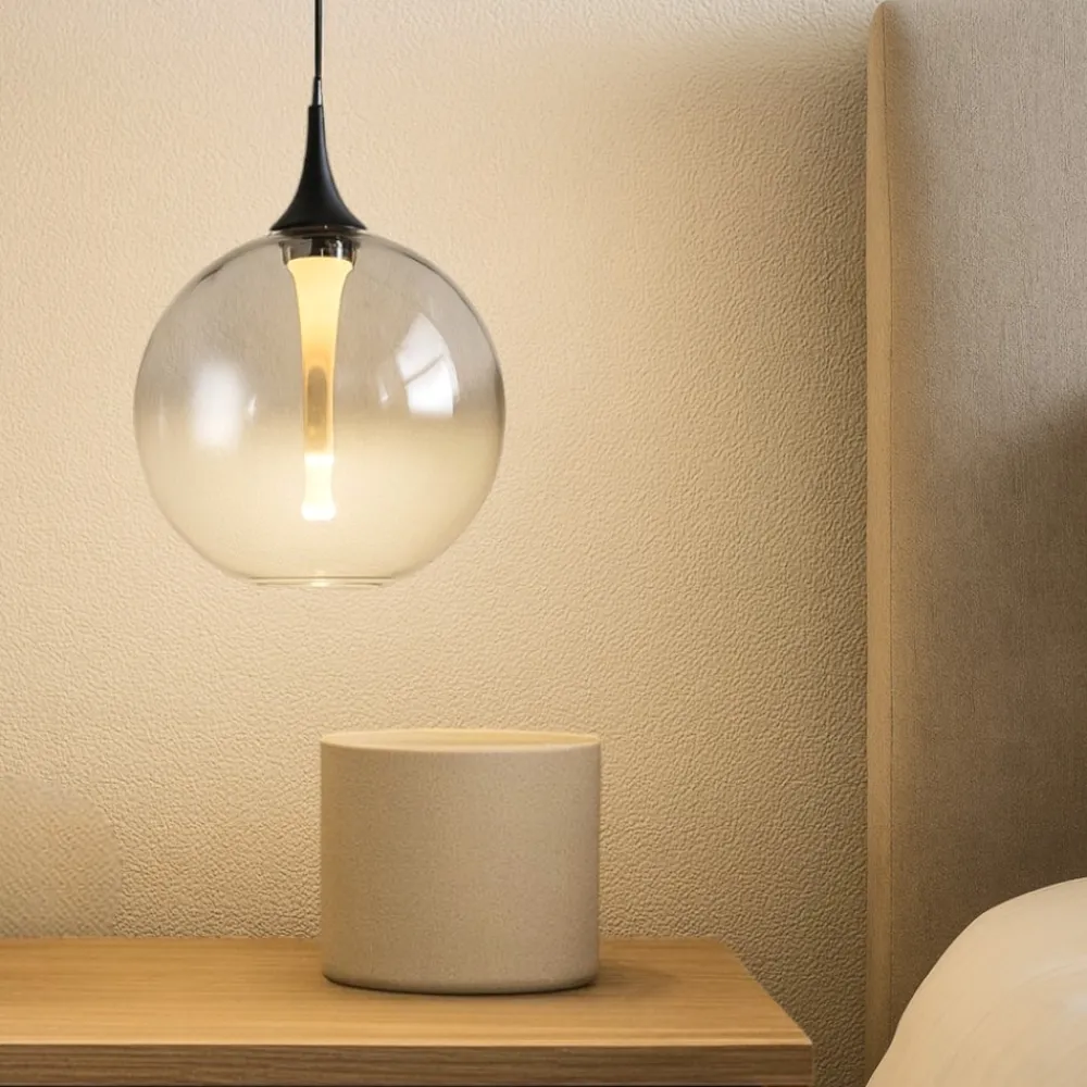 Lampade A Sospensione-Selezionato da Mazzolaluce Lampada a sospensione per comodino con sfera in vetro led 3000k