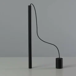 Lampade A Sospensione-Selezionato da Mazzolaluce Lampada a sospensione per isola cilindro nero