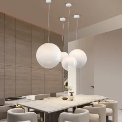 Lampade A Sospensione-Selezionato da Mazzolaluce Lampada a sospensione sfera 20 cm vetro sfumato bianco led 7w 3000k dimmerabile
