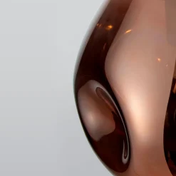 Lampade A Sospensione-Selezionato da Mazzolaluce Lampada a sospensione sfera di vetro rame specchiato martellato 25 cm moderna