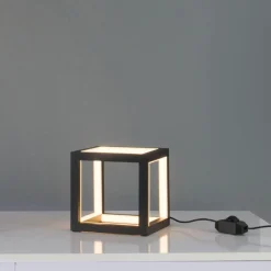 Abat Jour-Selezionato da Mazzolaluce Lampada da comodino moderna cubo nero led dimmerabile