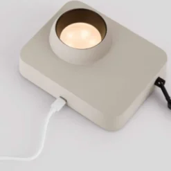 Abat Jour-Selezionato da Mazzolaluce Lampada da comodino portatile moderna macchina fotografica bianca