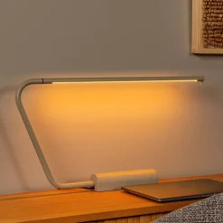 Lampade Da Tavolo-Selezionato da Mazzolaluce Lampada da scrivania design moderna tortora led 2700k dimmerabile
