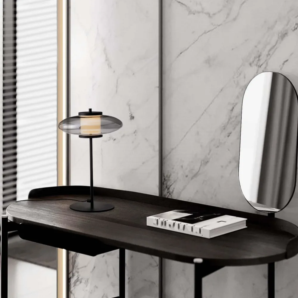Lampade Da Tavolo-Selezionato da Mazzolaluce Lampada da tavolo led 8w 3000k in vetro fume design moderna