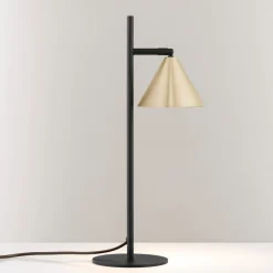 Lampade Da Tavolo-Selezionato da Mazzolaluce Lampada da tavolo moderna paralume a cono colore oro