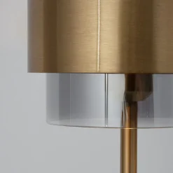 Lampade Da Tavolo-Selezionato da Mazzolaluce Lampada da tavolo per cassettone madia design moderno