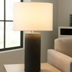 Lampade Da Tavolo-Selezionato da Mazzolaluce Lampada da tavolo per soggiorno nera e paralume bianco