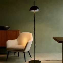 Lampade Da Terra-Selezionato da Mazzolaluce Lampada da terra industrial orientabile metallo nero per ufficio