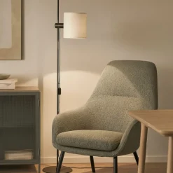 Lampade Da Terra-Selezionato da Mazzolaluce Lampada da terra metallo nero paralume beige orientabile