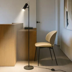 Lampade Da Terra-Selezionato da Mazzolaluce Lampada da terra moderna orientabile nera h160 cm