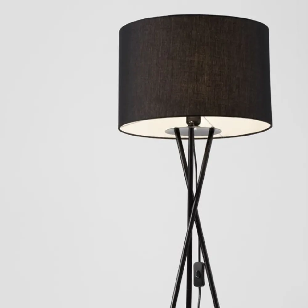 Lampade Da Terra-Selezionato da Mazzolaluce Lampada da terra moderna tre piedi paralume di tessuto
