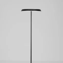 Lampade Da Terra-Selezionato da Mazzolaluce Lampada da terra piantana nera design moderna led 3000k effetto legno