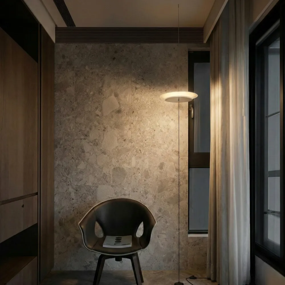 Lampade Da Terra-Selezionato da Mazzolaluce Lampada da terra piantana sospesa led a soffitto moderna bianca