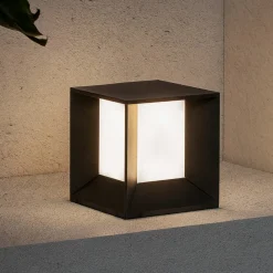 Lampade Da Esterno Giardino-Selezionato da Mazzolaluce Lampada per esterno da appoggio grigio antracite moderna
