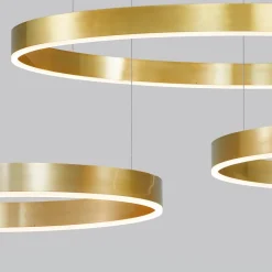 Lampadari Moderni-Selezionato da Mazzolaluce Lampadari moderni per soggiorno cerchi oro led 140w 3000k dimmerabile