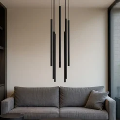 Lampadari Moderni-Selezionato da Mazzolaluce Lampadario a cascata 7 luci nero cilindri pendenti per soggiorno