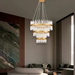 Lampadari Moderni-Selezionato da Mazzolaluce Lampadario anelli oro con cristalli trasparenti stile contemporaneo