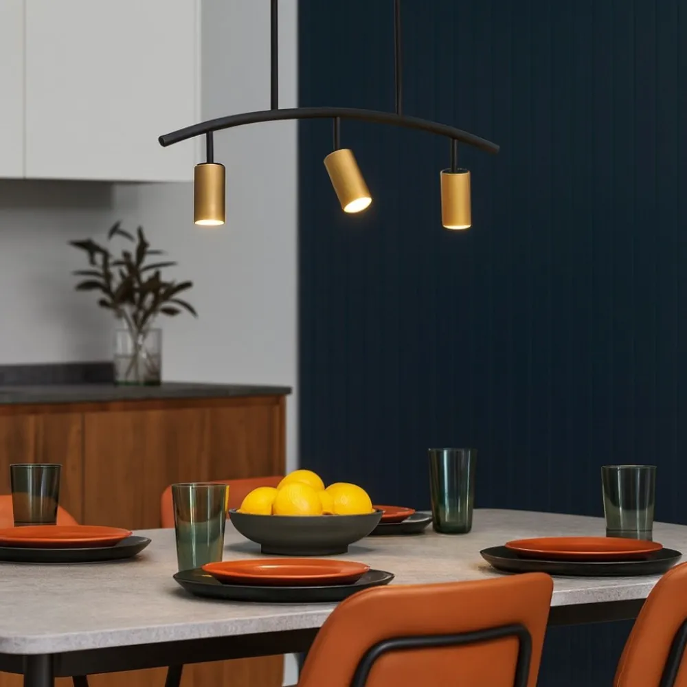 Lampadari Cucina-Selezionato da Mazzolaluce Lampadario a soffitto da cucina nero oro con luci orientabili