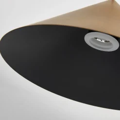 Lampade A Sospensione-Selezionato da Mazzolaluce Lampadario a sospensione cono alluminio colore cuoio led dimmerabile