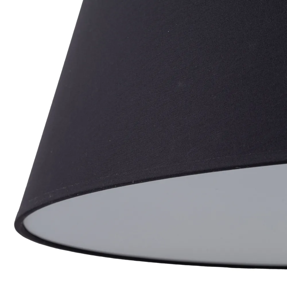 Lampadari Moderni-Selezionato da Mazzolaluce Lampadario a sospensione cono in tessuto nero