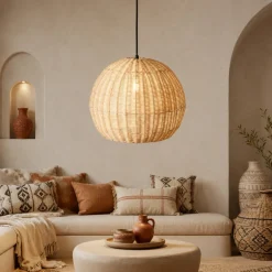 Lampadari Moderni-Selezionato da Mazzolaluce Lampadario a sospensione cupola di rattan naturale 39 cm per sala da pranzo