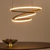 Lampadari Moderni-Selezionato da Mazzolaluce Lampadario a sospensione design moderno circolare nero per soggiorno