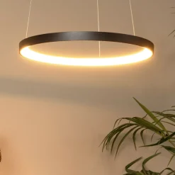 Lampadari Moderni-Selezionato da Mazzolaluce Lampadario a sospensione nero anello led dimmerabile per soggiorno