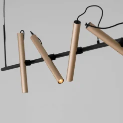 Lampadari Cucina-Selezionato da Mazzolaluce Lampadario a sospensione per isola cucina nero caffe spot orientabili