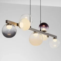 Lampadari Moderni-Selezionato da Mazzolaluce Lampadario a sospensione per soggiorno moderno sfere vetro opale fume viola