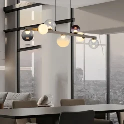 Lampadari Moderni-Selezionato da Mazzolaluce Lampadario a sospensione per soggiorno moderno sfere vetro opale fume viola