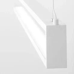 Lampadari Cucina-Selezionato da Mazzolaluce Lampadario bianco luce girevole per isola cucina moderna