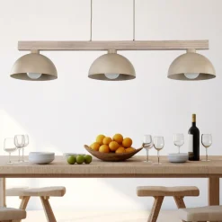 Lampadari Cucina-Selezionato da Mazzolaluce Lampadario bilanciere di legno cupole in metallo sabbia per cucina
