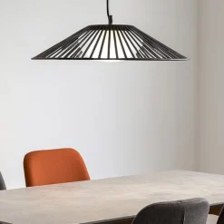 Lampadari Moderni-Selezionato da Mazzolaluce Lampadario cappello nero bianco per sala da pranzo moderna