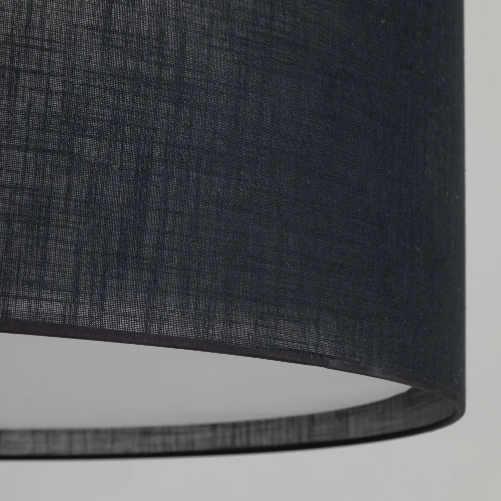 Lampadari Moderni-Selezionato da Mazzolaluce Lampadario cilindro di tessuto nero per soggiorno