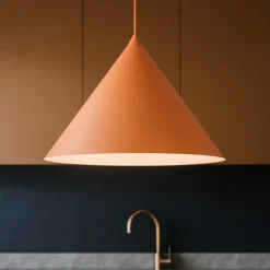 Lampadari Cucina-Selezionato da Mazzolaluce Lampadario colore mattone 50 cm cono di metallo per cucina
