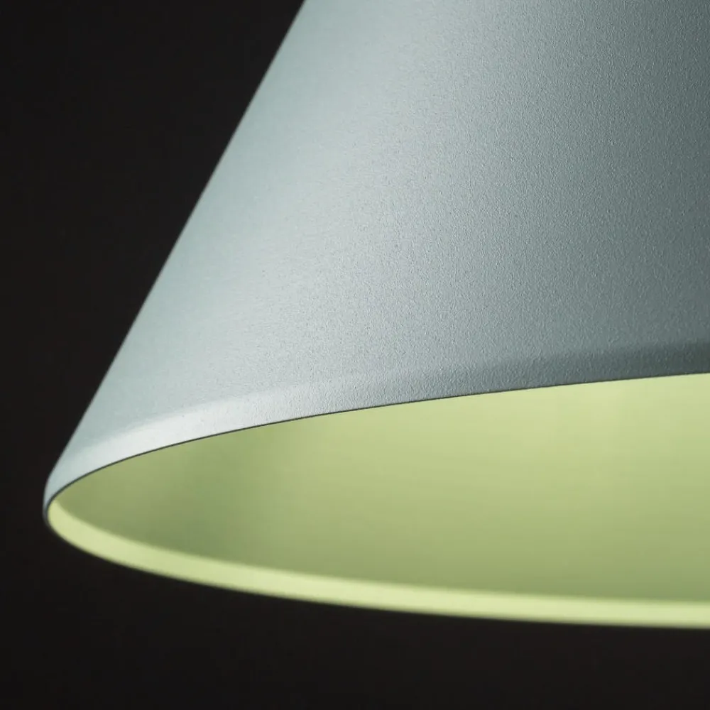 Lampadari Cucina-Selezionato da Mazzolaluce Lampadario colore menta cono di metallo 50cm per cucina