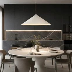 Lampadari Cucina-Selezionato da Mazzolaluce Lampadario cono 40 cm sospensione champagne per tavolo cucina moderna